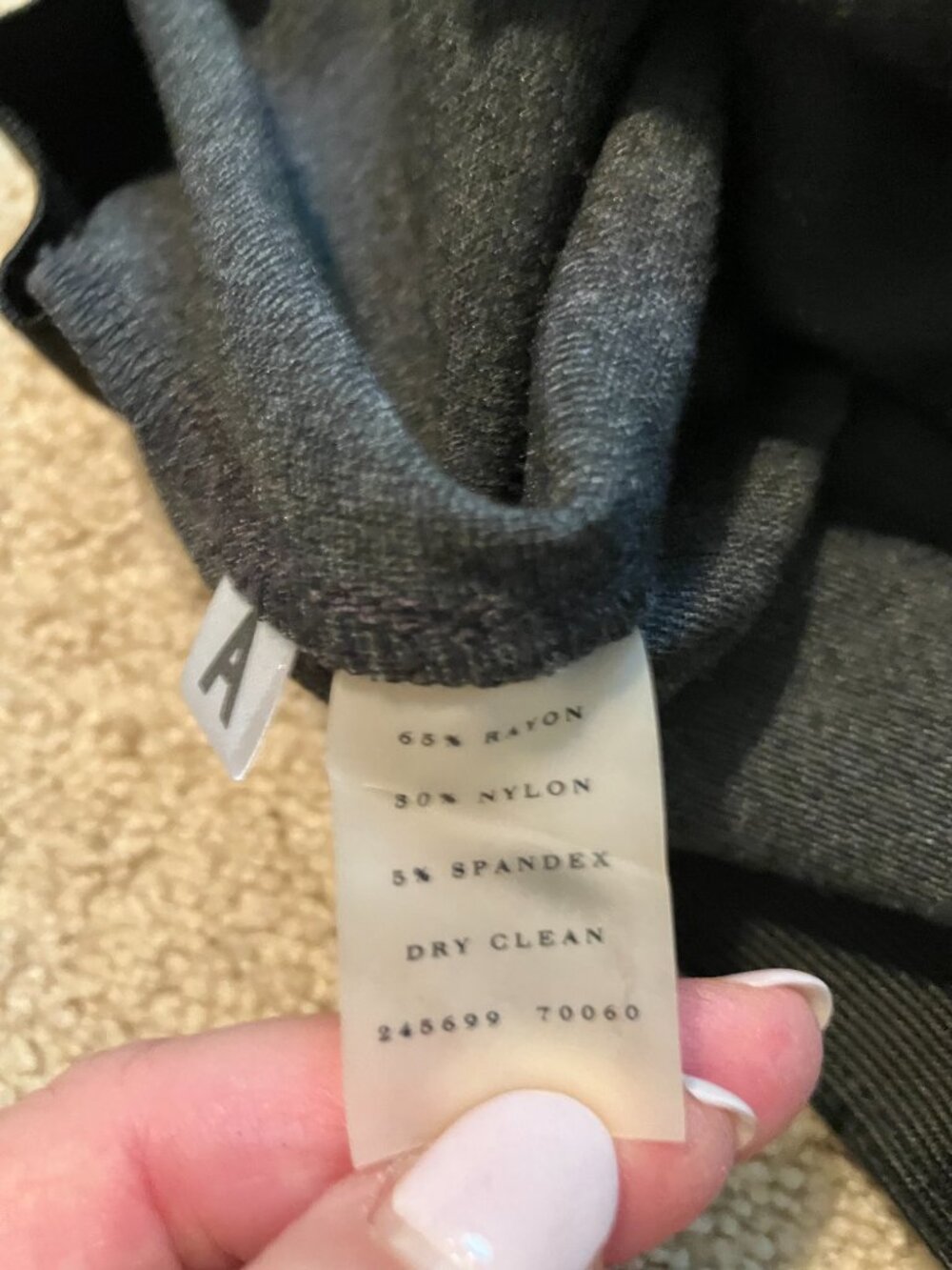 Ann Taylor Ponte Pencil Skirt, Size 4, Dark Gray - Picture 3 of 4